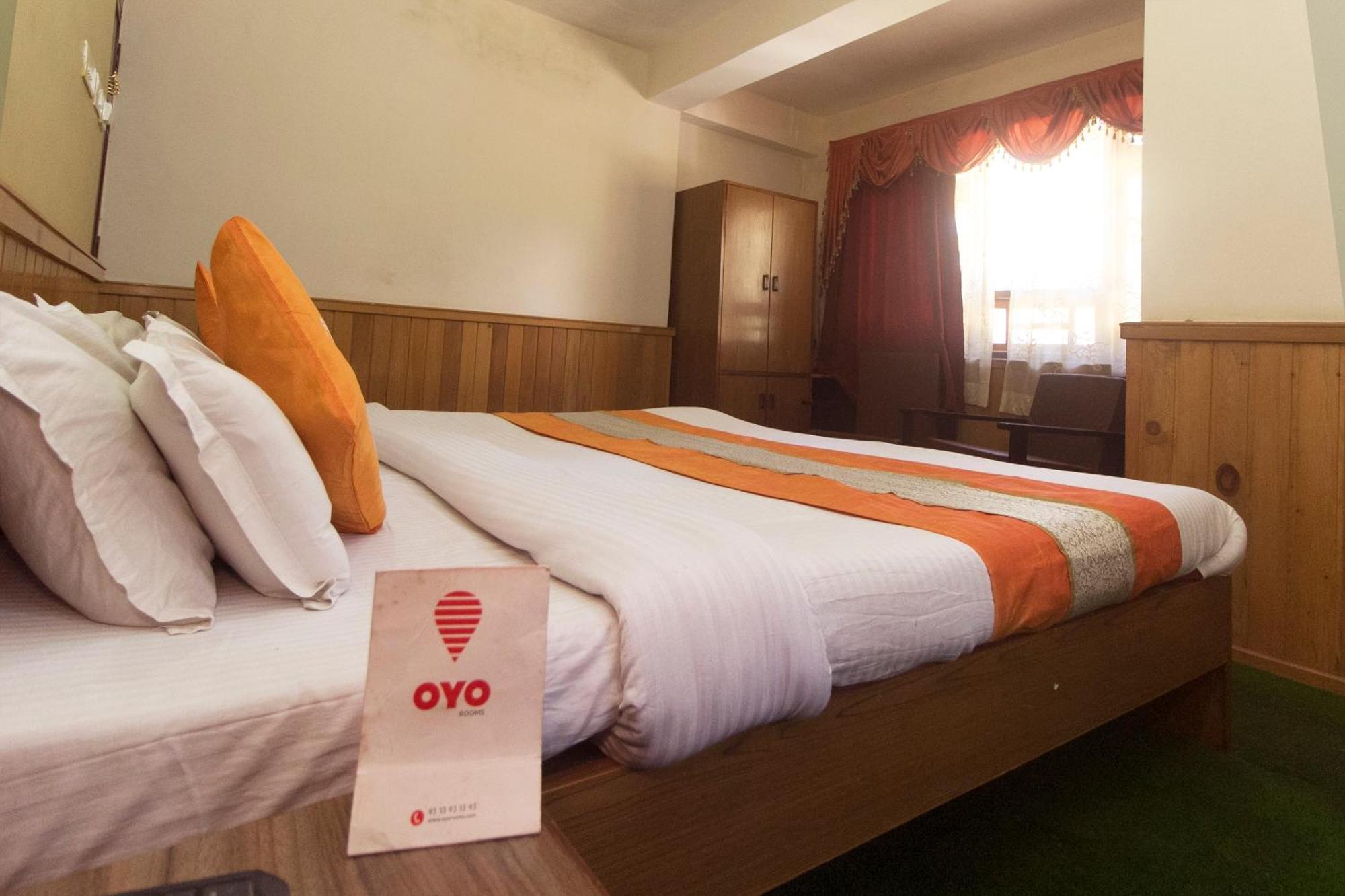 Oyo 10587 Vanjula Residency Гангток Екстериор снимка